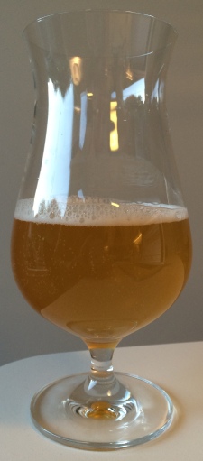 This is how a very softly carbonated wit looks like.