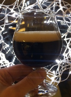 Dark beer, Christmas spices. That's all you need to make a wonderful Christmas beer. Simple and efficient! 