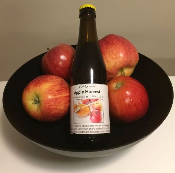 Apple Harvest, mead batch 35.